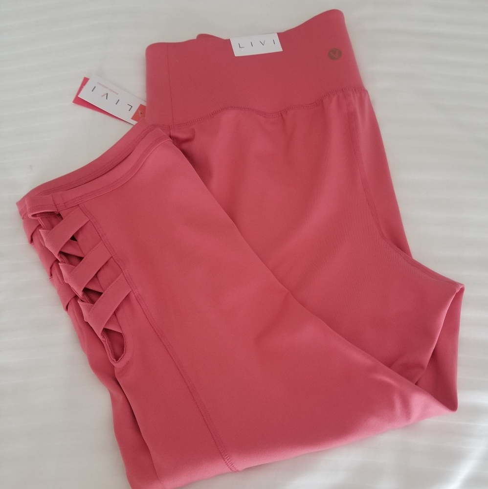 Livi Power Leggings Wicking